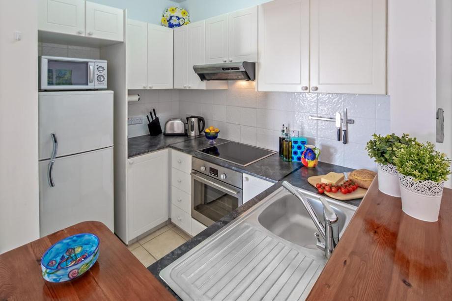 Apartment 207 Kings Palace Seaview *